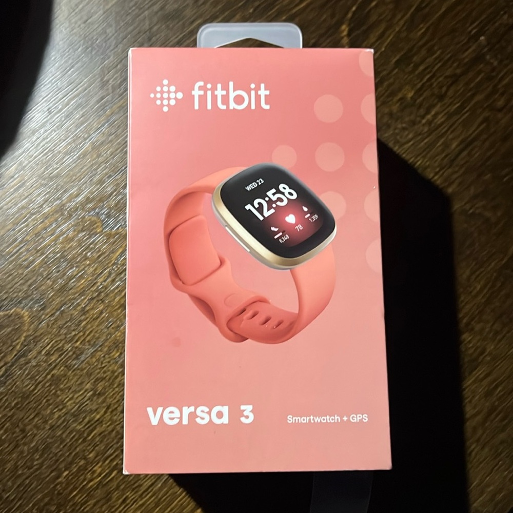 Fitbit Versa 3 - image 1